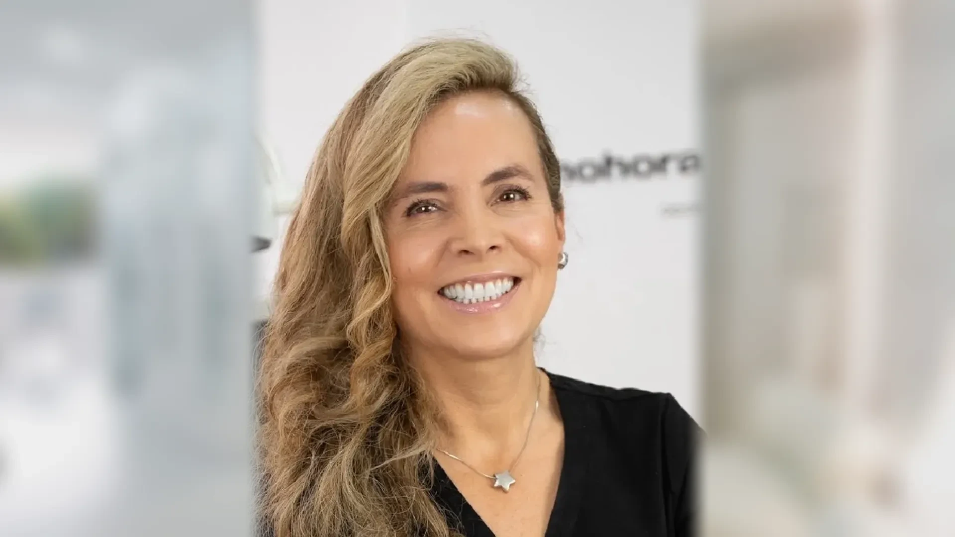 Especialista en Odontología Estética y Rehabilitación Oral